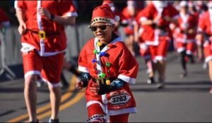 Pacific Beach Gears Up for Festive Santa Run and Parade