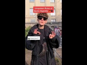 Berlin's Renate Club Hosts Tech & Vinyl Market Fundraiser
