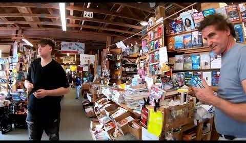 Red Barn Flea Market 