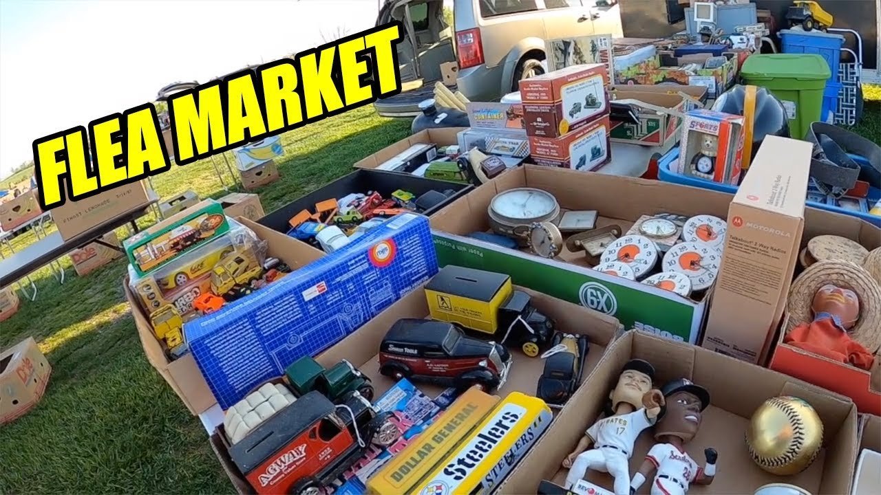 Discovering Vintage Books: Unearthing Rare Treasures at Flea Markets