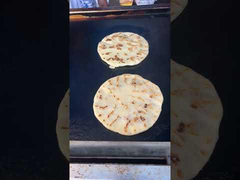 Pupuseria Delicias: Toronto’s Authentic Salvadoran Gem in Flea Market