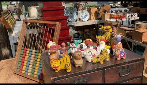 Discover Japan’s Unique Flea Markets: A Shopper’s Paradise
